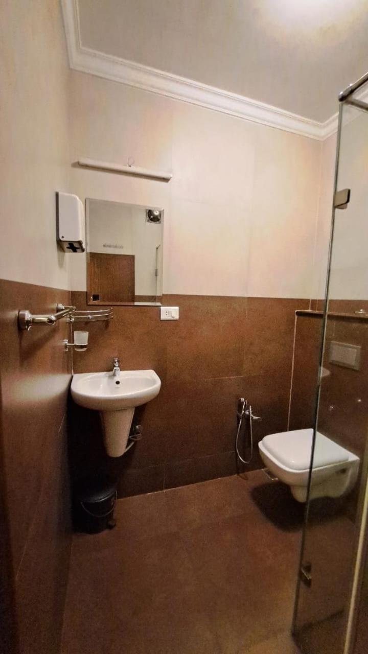 Hotel Sn 蒙纳 外观 照片